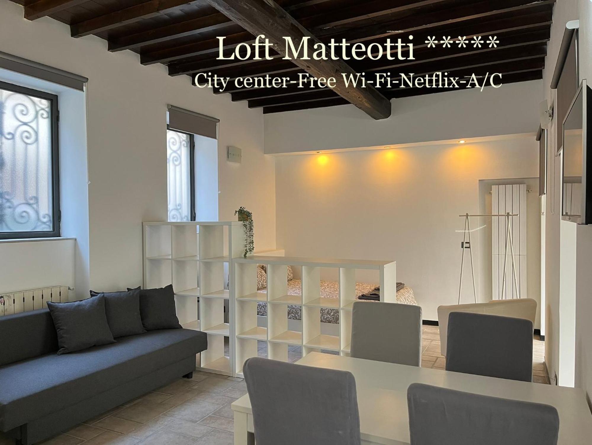 Loft Matteotti - Studio In Centro Busto Arsizio Extérieur photo